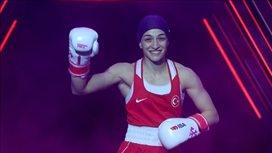Milli boksör Buse Naz Çakıroğlu, dünya ikincisi oldu