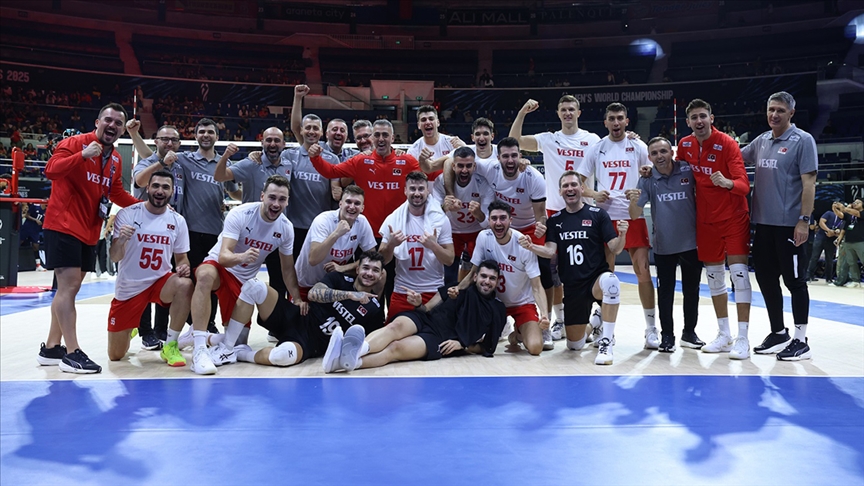 A Milli Erkek Voleybol Takımı, 2025 Dünya Şampiyonası'nda 2'de 2 yaptı