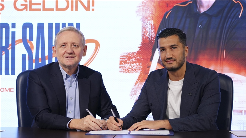 Başakşehir, teknik direktör Nuri Şahin ile sözleşme imzaladı