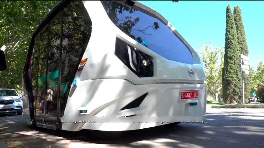 U Madridu električni autobus bez vozača 