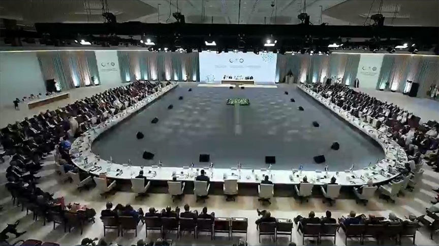 İslam İşbirliği Teşkilatı ve Arap Birliği Ortak Olağanüstü Zirvesi Katar'da başladı