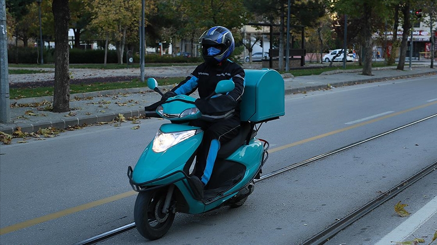 72 binden fazla motokurye kayıt altına alındı