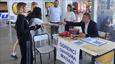 Kütahya’da rektör öğrencileri otogarda karşıladı