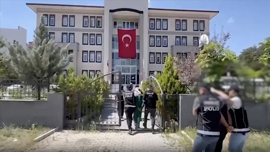74 ilde düzenlenen operasyonlarda 1 ton 183 kilogram uyuşturucu ele geçirildi