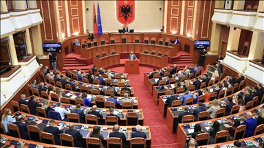 Klodiana Spahiu dhe Agron Gjekmarkaj zgjidhen nënkryetarë të Kuvendit të Shqipërisë