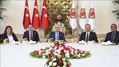 TBMM Başkanı Kurtulmuş: Güney Kıbrıs'a yapılan askeri sevkiyatın sıradan bir sevkiyat olmadığının farkındayız