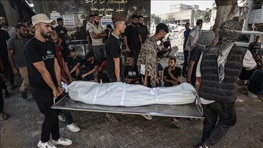 سێ کەسی دیکە لە غەززە بەھۆی برسێتییەوە گیانیان لەدەستدا