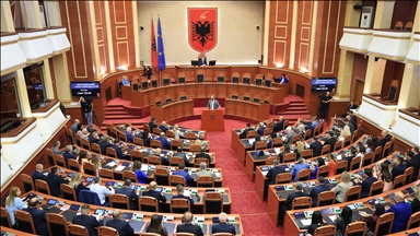 Klodiana Spahiu i Agron Gjekmarkaj izabrani za potpredsjednike albanskog Parlamenta