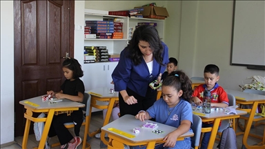 "Dahi çocuklar" atölyelerle eğlenirken öğreniyor