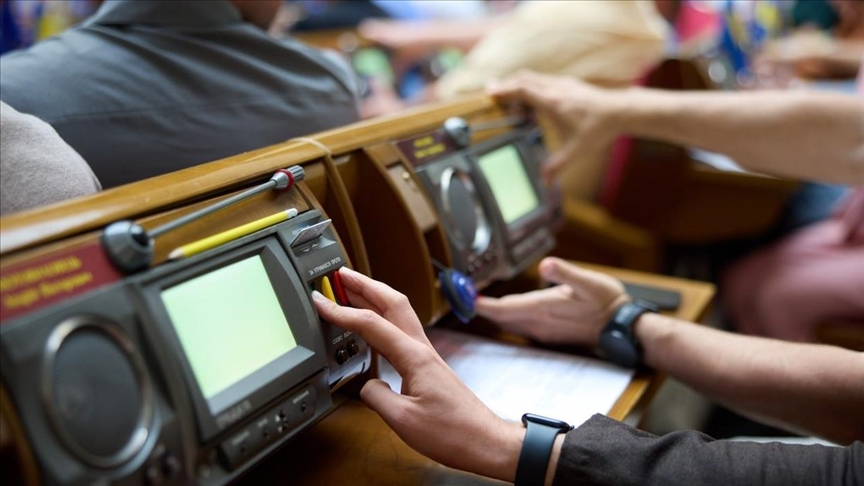 Рада ратифицировала соглашение о 100-летнем партнерстве Украины с Великобританией