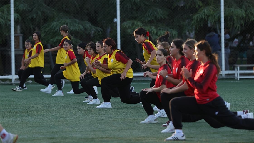Körfez Gençlerbirliği Spor Kulübü, ragbide milli takımın yıldızlarını yetiştiriyor