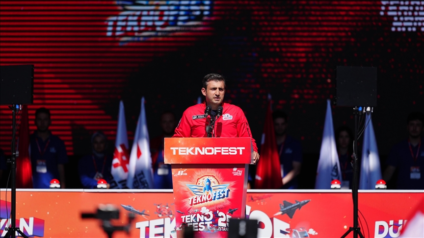 Selçuk Bayraktar: Bu yarışmalardaki her proje, yarının dünyaya damgasını vuracak teknoloji şirketlerinin habercisidir