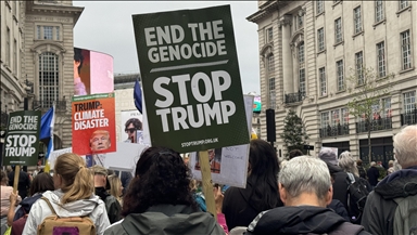 Hiljade demonstranata protestuju protiv Trumpa u Londonu, izražavaju podršku Gazi