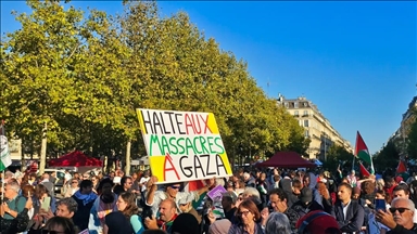 Paris : à République, plusieurs centaines de personnes rassemblées en soutien à Gaza