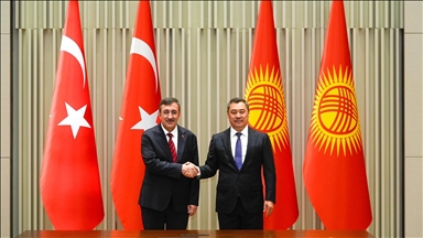 Cumhurbaşkanı Yardımcısı Yılmaz, Kırgızistan Cumhurbaşkanı Caparov tarafından kabul edildi