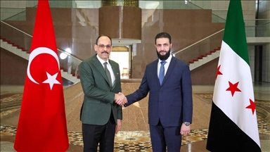 رئيس الاستخبارات التركي يصل دمشق للقاء الشرع