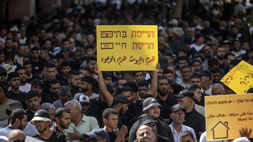 فلسطينيون يتظاهرون ضد سياسة إسرائيل بهدم منازلهم في النقب