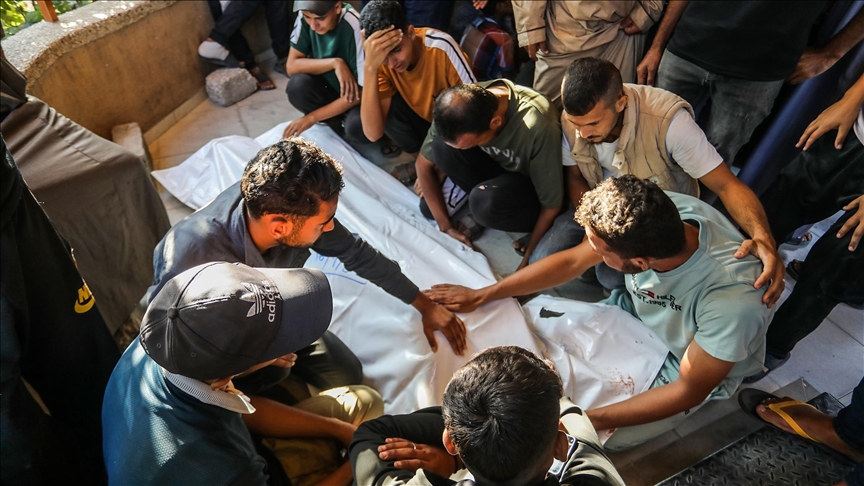 Gaza coupée du monde alors qu’Israël maintient un deuxième jour de black-out des communications