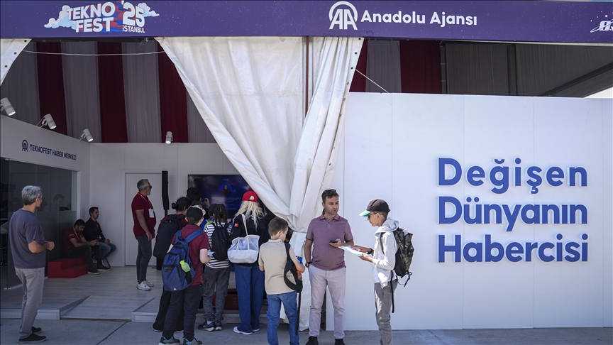 Anadolu prezanton shërbime dhe produkte në festivalin teknologjik TEKNOFEST