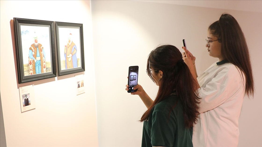 GastroAntep Kültür Yolu Festivali'nde açılan iki sergi sanatseverleri ağırlıyor