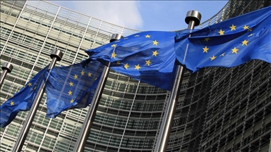 EU steps up global trade push beyond US