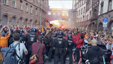Tifozët e Galatasaray-it tregojnë solidaritet me Palestinën para ndeshjes së UEFA-s me Eintracht Frankfurt
