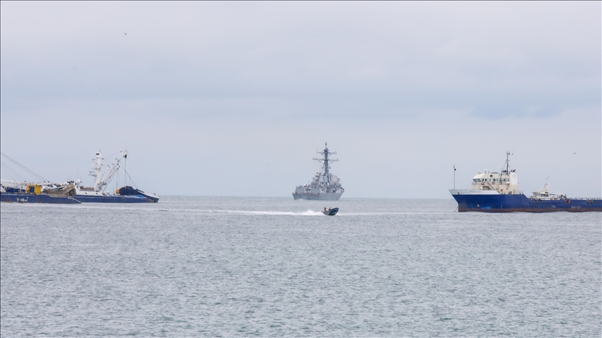 2 Democratic senators introduce resolution to block unauthorized US boat strikes in Caribbean