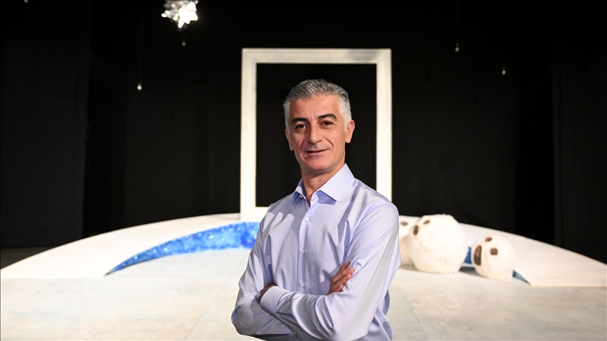 Devlet Tiyatroları, 1 Ekim'de perdelerini komedi oyunlarıyla açacak