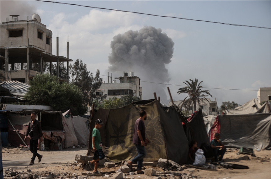 Dünya genelinde 400'ü aşkın şarkıcı ve sanatçı, "Soykırıma müzik yok" sloganıyla İsrail'i boykot ediyor  