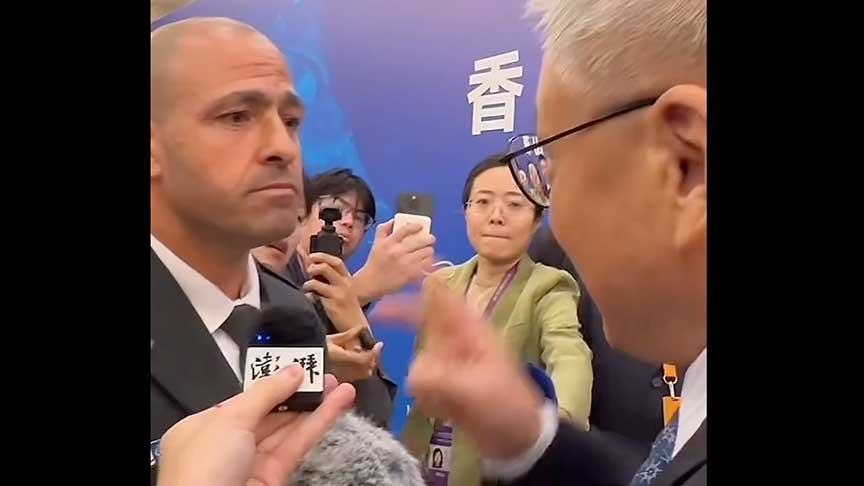 ‘Kamu bunuh lebih 70,000 orang awam’: Cendekiawan China berdepan pegawai Israel mengenai genosid Gaza dalam video tular ‘Kamu bunuh lebih 70,000 orang awam’: Cendekiawan China berdepan pegawai Israel mengenai genosid Gaza dalam video tular