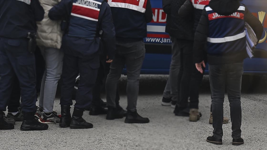 Başkentte çeşitli suçlardan aranan 792 kişi yakalandı