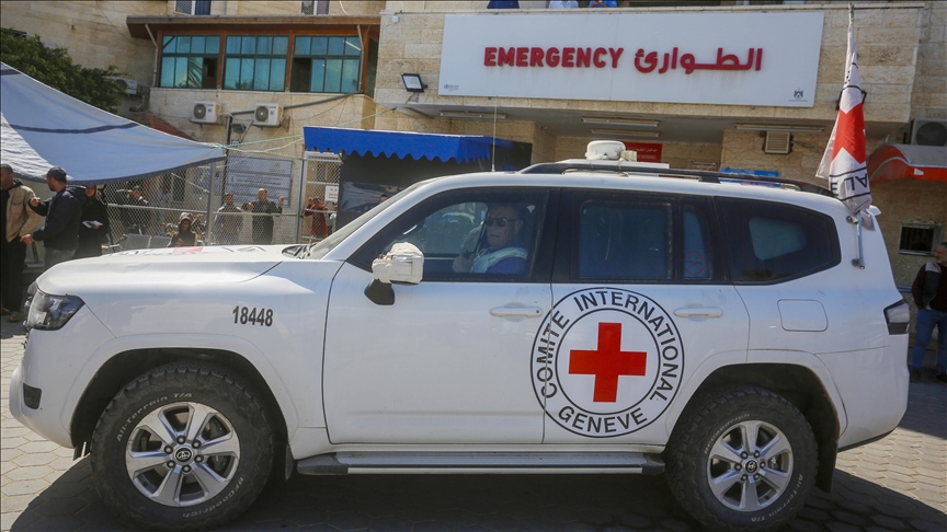 اعتقلتهم بظروف قاسية.. إسرائيل تفرج عن 9 فلسطينيين من غزة