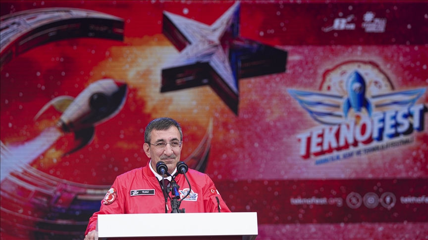 Cumhurbaşkanı Yardımcısı Yılmaz: TEKNOFEST, Türkiye Yüzyılı'nın en önemli ilham kaynaklarından