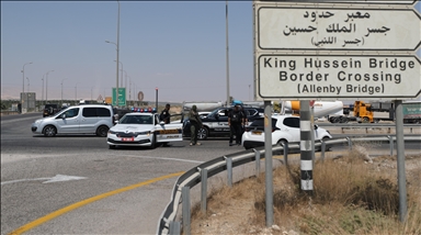 Israel keeps crossing with Jordan closed for 2nd day after deadly shooting  