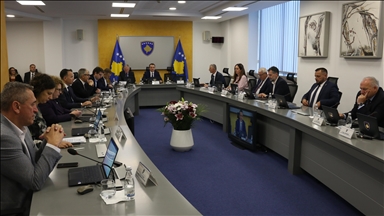 Qeveria e Kosovës miraton pakon me sanksione të reja kundër Rusisë