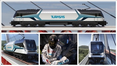 Bakan Uraloğlu, Türkiye'nin ilk 6 akslı elektrikli lokomotifinin üretileceğini bildirdi