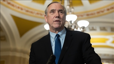 US senator introduces 'historic' resolution to formally recognize Palestinian state