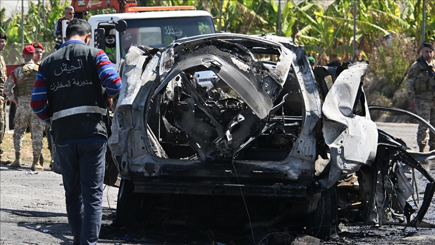 İsrail'in Lübnan'ın güneyinde bir araca düzenlediği saldırıda 1 kişi öldü