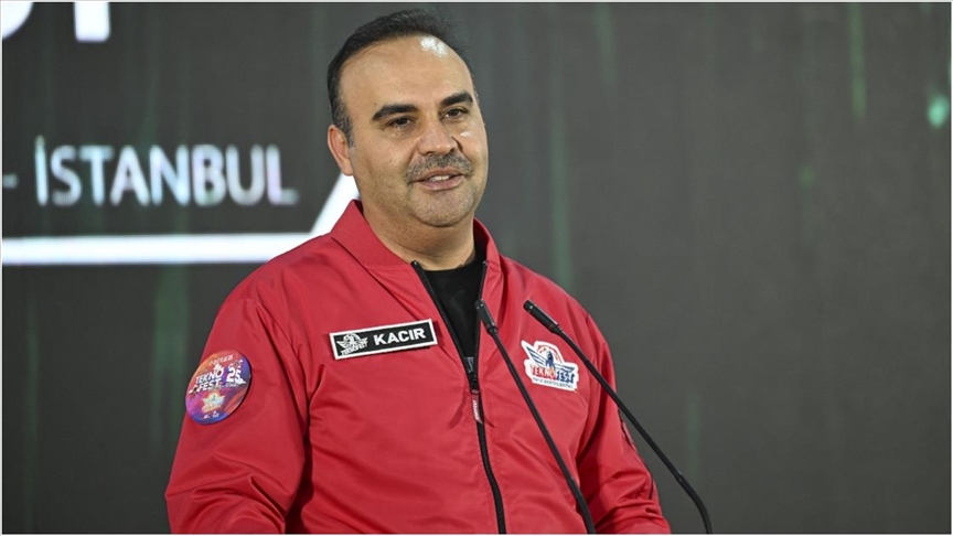 Bakan Kacır: TEKNOFEST yarışmalarına 1 milyon 200 bin katılımla dünyada eşi benzeri olmayan bir rekora imza atıyoruz