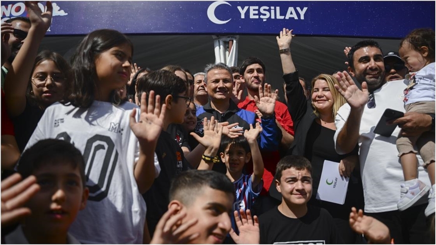 Astronot Gezeravcı: Dezavantajlı konuma düşmüş bireylerin ayağa kaldırılmasıda Yeşilay'ın çabaları mümtaz