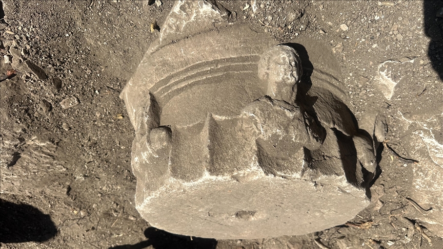Timbriada Antik Kenti'ndeki kazılarda kiler ve aşevi ortaya çıkarıldı