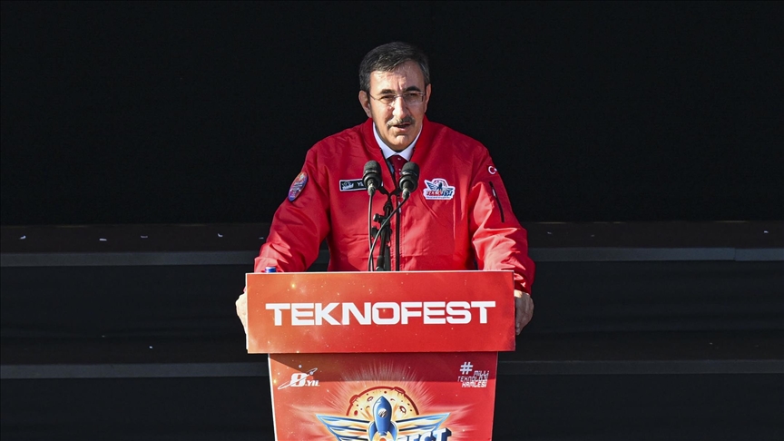 Cumhurbaşkanı Yardımcısı Yılmaz: Teknoloji üretmeyen sadece tüketen ülkelerin bir geleceği yoktur
