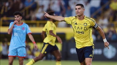 قدم.. رونالدو وفيليكس يقودان النصر للفوز على الرياض 