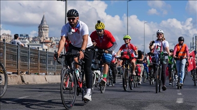 إسطنبول.. مسيرة دراجات هوائية لدعم أسطول الصمود العالمي