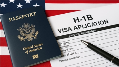 ABD'nin "H-1B" vizesine halihazırda sahip olanlar 100 bin dolarlık yeni başvuru ücretinden etkilenmeyecek