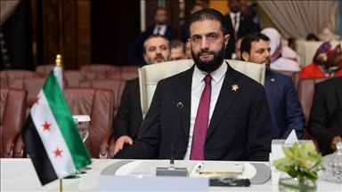 الشرع يدعو إلى استعادة العلاقات الأمريكية السورية بعد رفع العقوبات