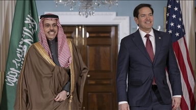 بن فرحان وروبيو يبحثان التطورات الإقليمية والدولية