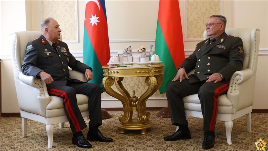 Беларусь и Азербайджан обсудили пути укрепления оборонного сотрудничества