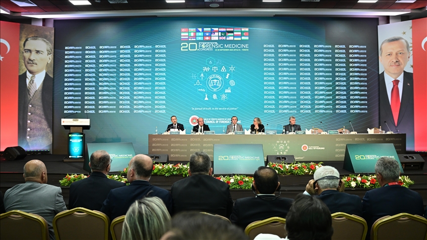 Uluslararası 20. Adli Tıp Günleri'nde "Dünyada insan hakları ve bilirkişilik" konusu ele alındı