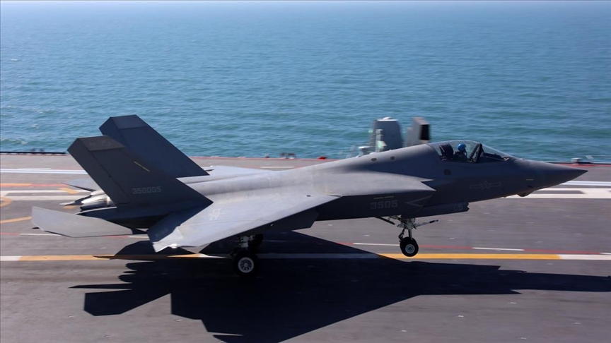 3 different aircraft complete electromagnetic operations on China's carrier Fujian